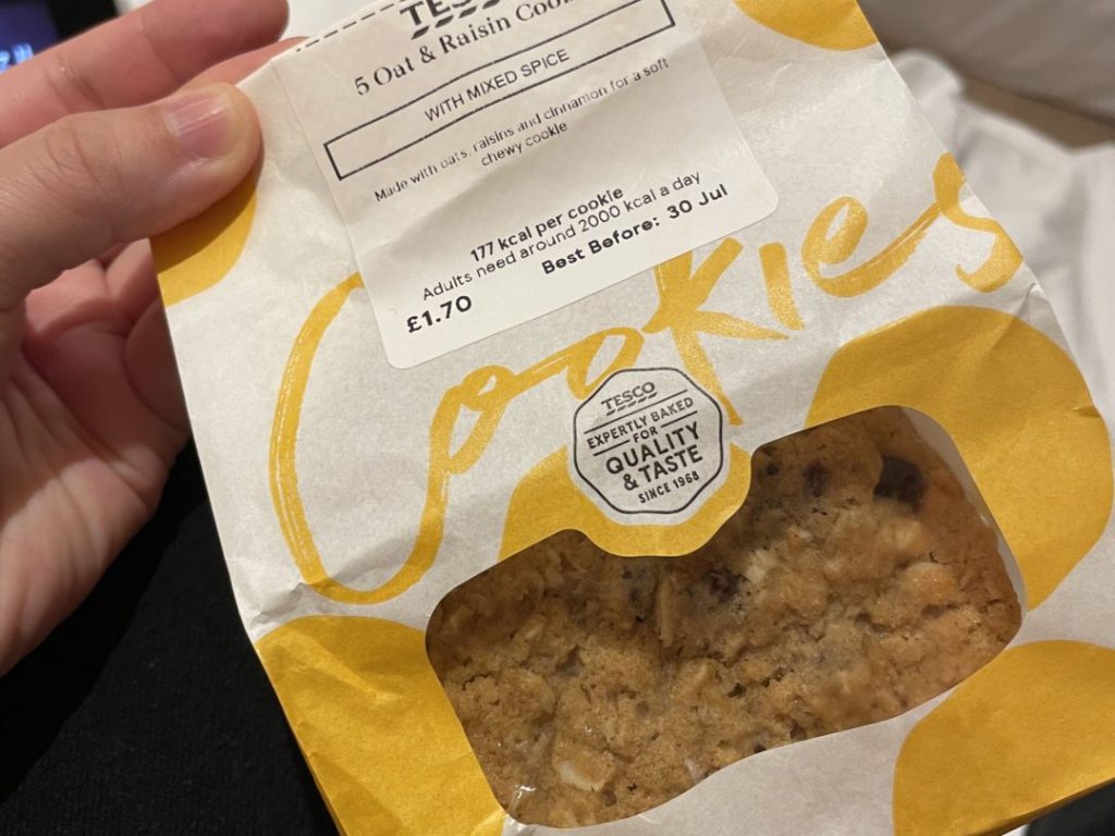 イギリス旅行の食費節約術｜スーパー・カフェ・日本から持参した食事を活用しよう！／クッキー