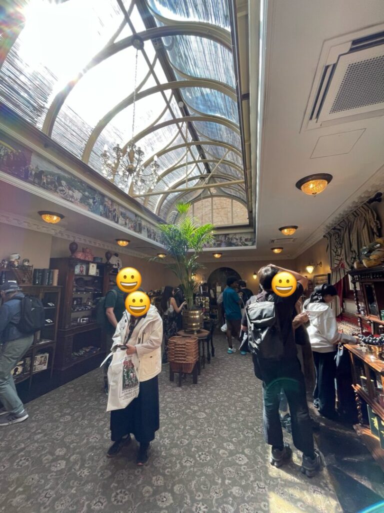 シャーロックホームズ博物館／お土産売り場